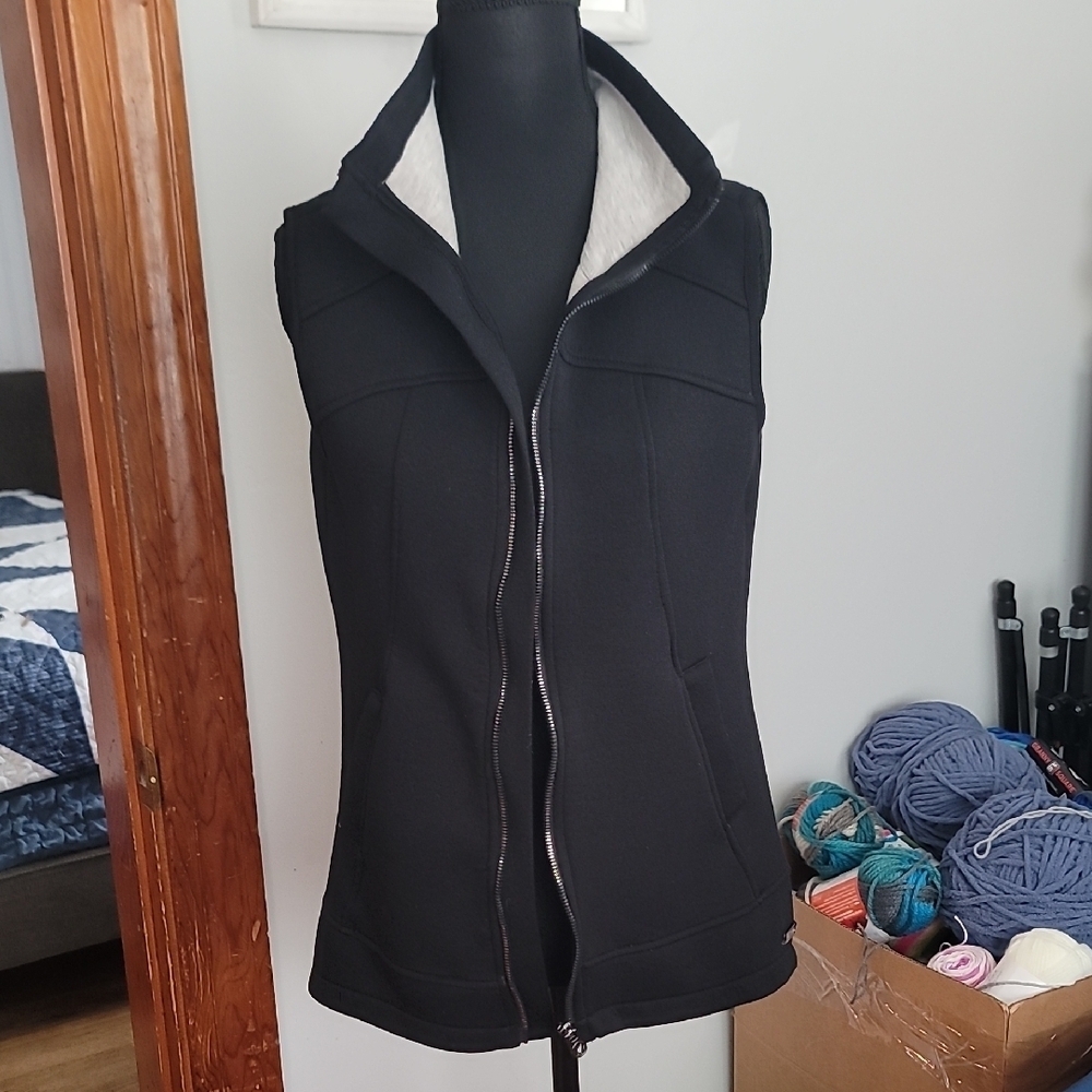 Betsey Johnson Black Zipper Vest